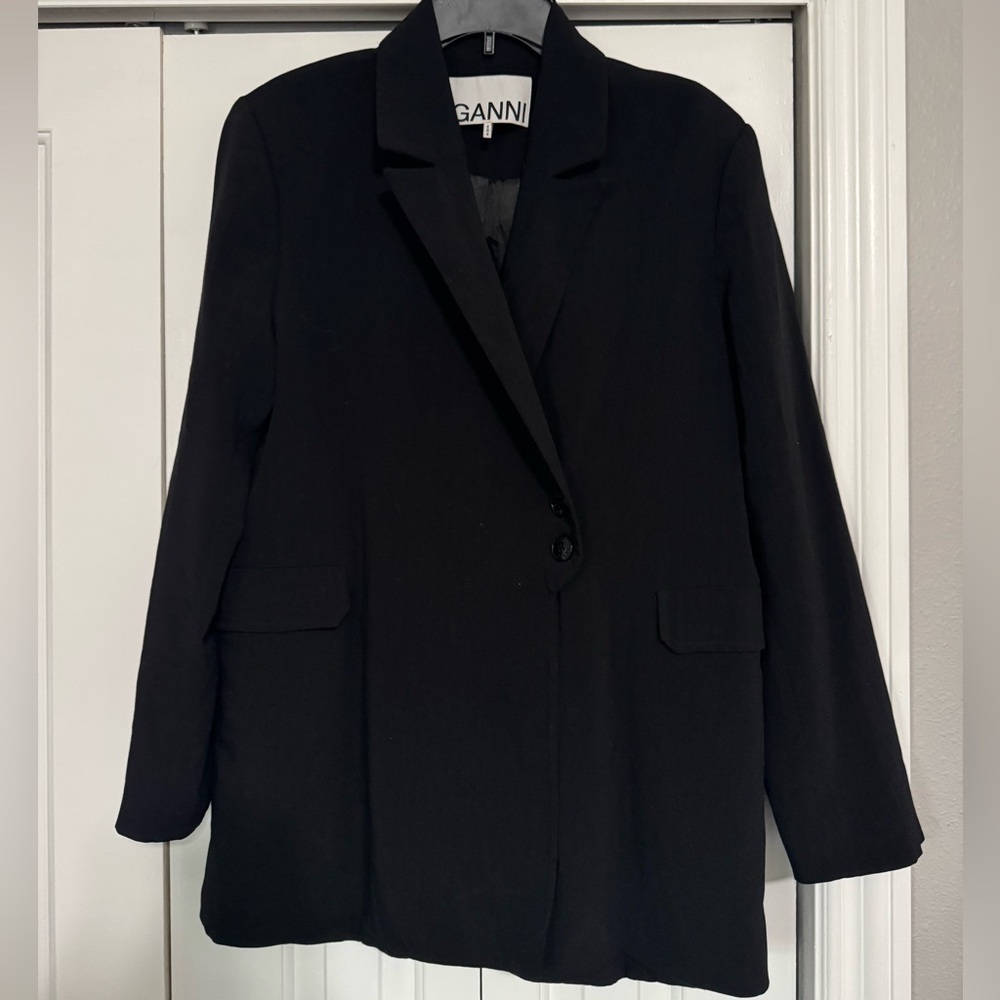 Ganni Elegant Black Blazer - Picture 4 of 8